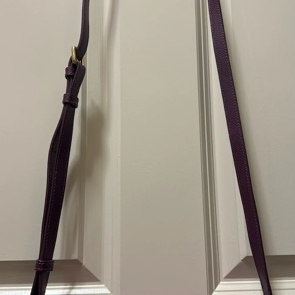 A Purple Leather Vera Bradley Bag! - Picture 3 of 8